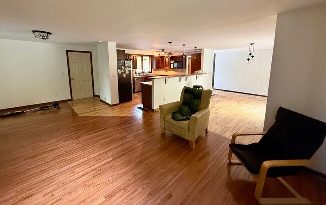Photo - *AMAZING Sprawling Ranch Home*