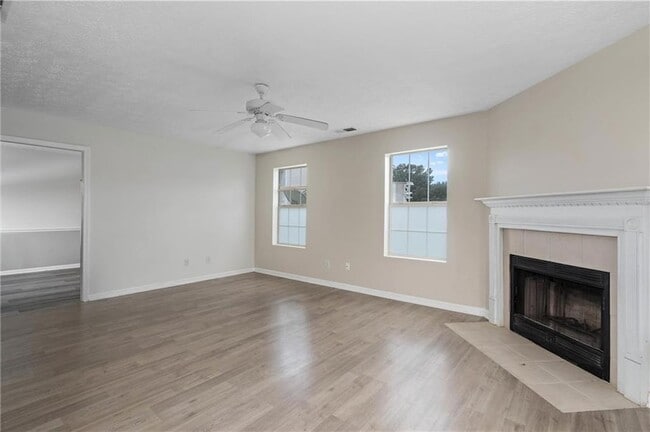 Photo - 57 Inverness Trce