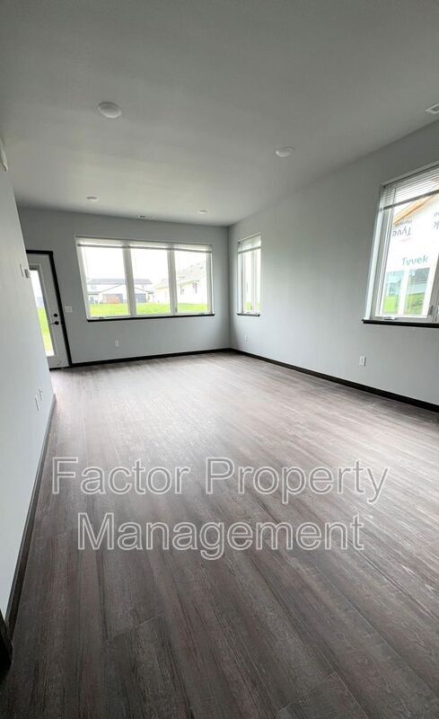 Photo - 3108 Noble Dr