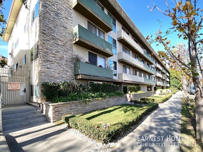 Photo - 525 N Sycamore Ave Unit 321