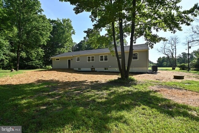 Photo - 7100 N Roxbury Mill Rd