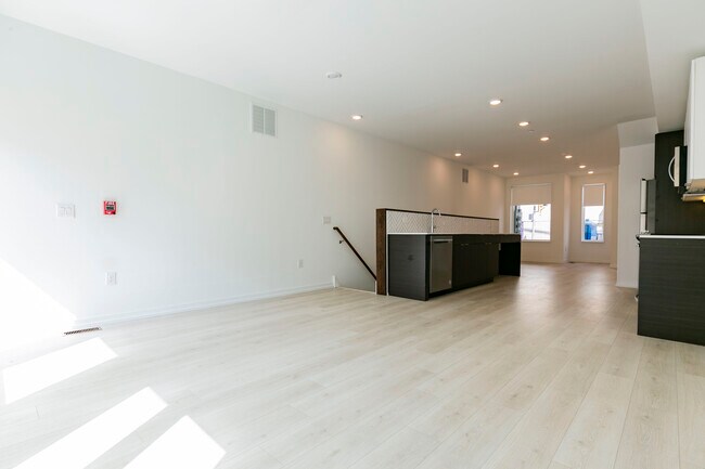 Photo - 1245 N 27th St Unit A