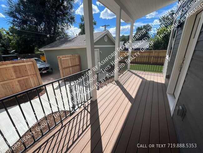 Photo - 839 E Willamette Ave