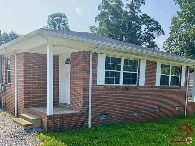 Building Photo - 207 Bermuda Dr Unit A Rental