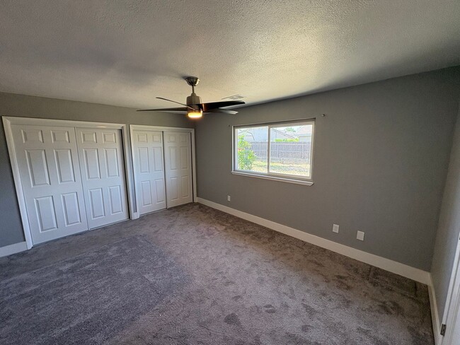 Photo - Solar equipped Lemoore home Available Now!