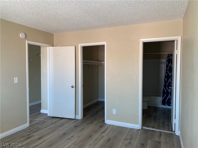 Photo - 6966 Issac Ave