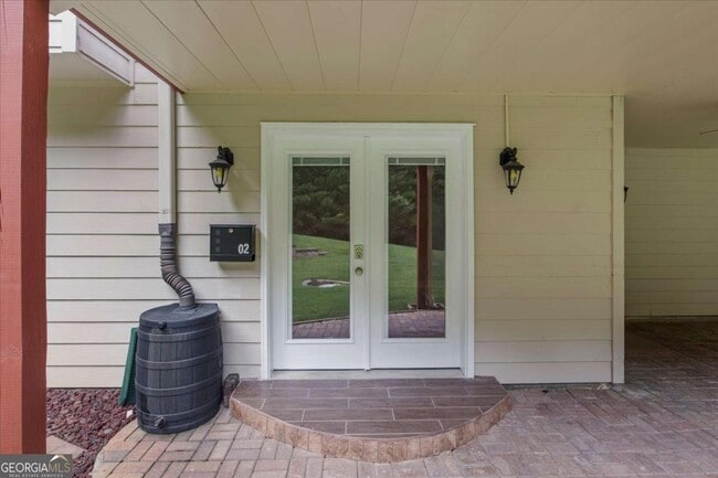 Building Photo - 2115 Julien Overlook