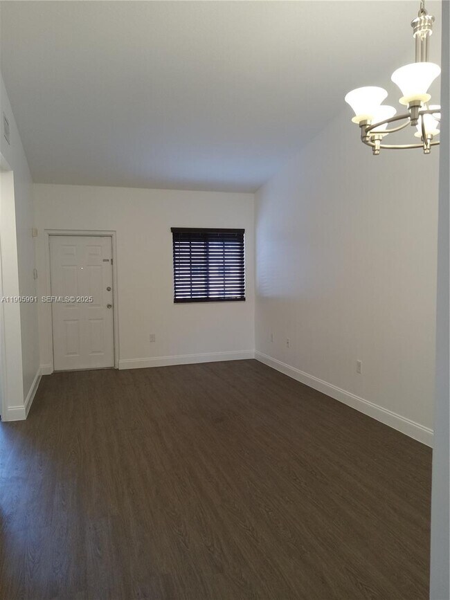 Photo - 1270 SE 27th St Unit 203