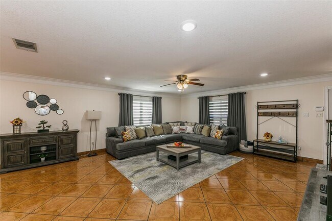 Photo - 3713 Blue Cat Way