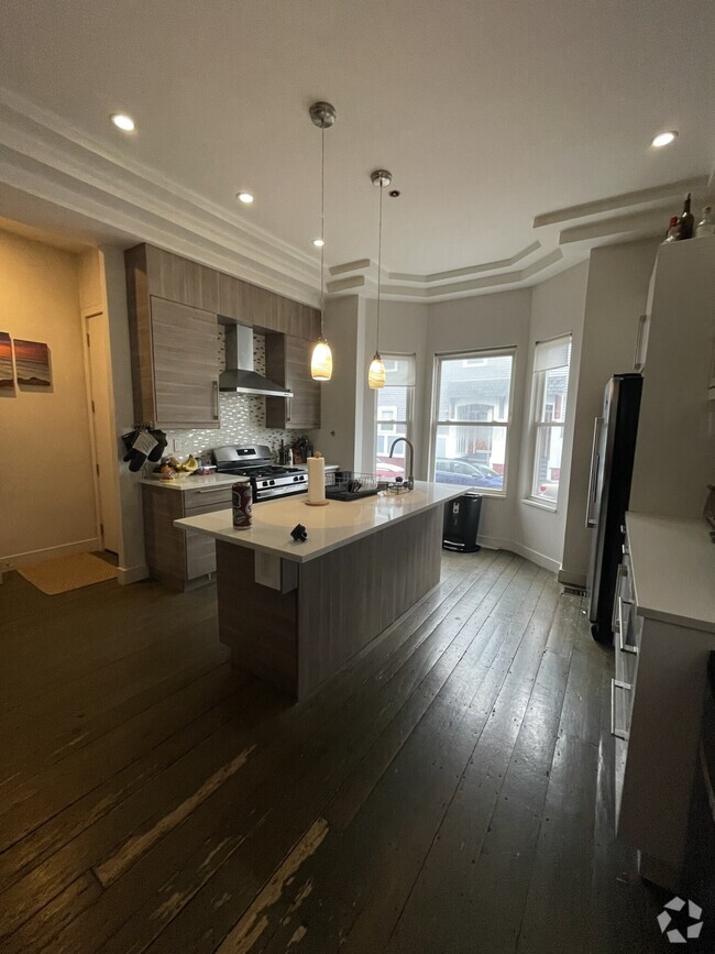 Building Photo - 24 Washburn St Unit 1 Rental