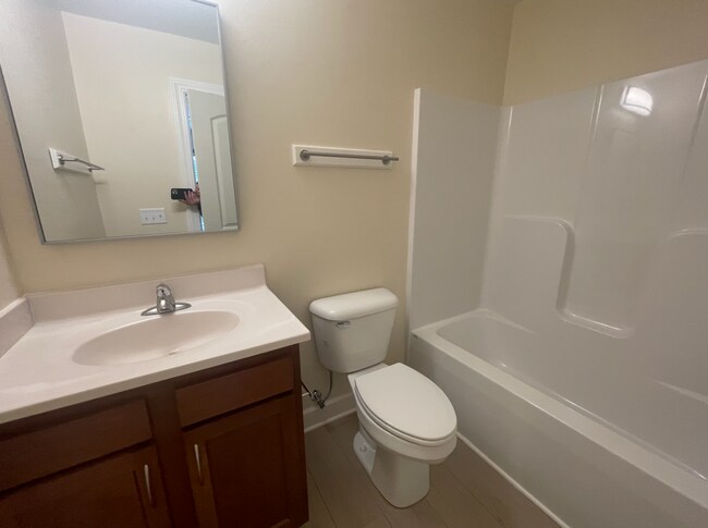 Photo - 624 Golfview Dr Unit 624 Golfview dr.