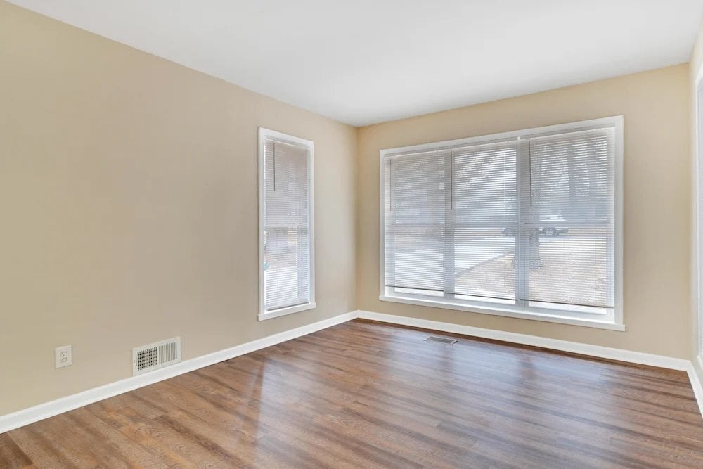 Photo - 1423 Dennis Dr