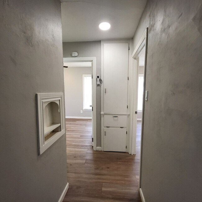 Photo - 1909 Pecos St Unit 1909 Pecos #B