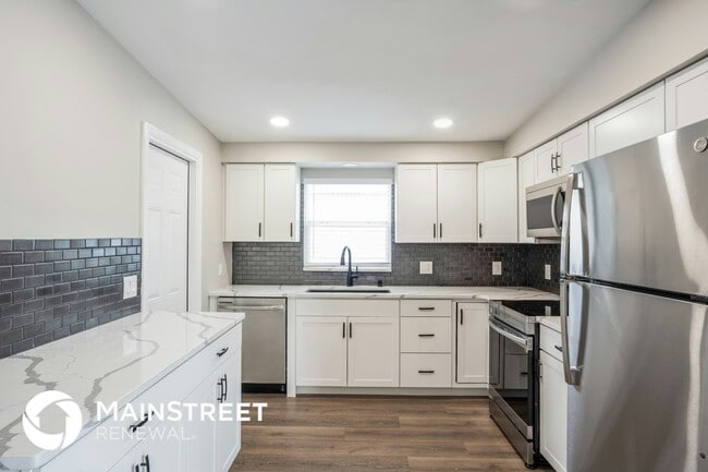 Photo - 8716 78th Pl