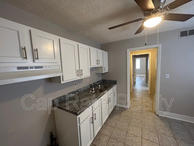 Photo - 1045 Republic Ave