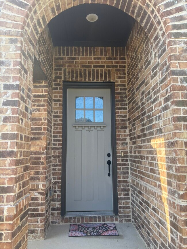 Photo - 8625 Spindletop Dr