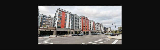 Traxx Apartments