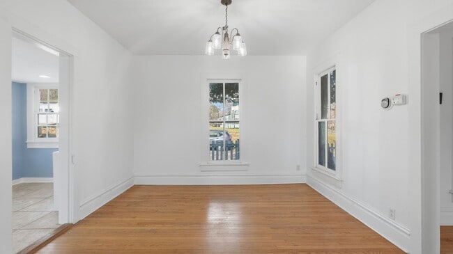 Photo - Saint Elmo Adorable home!