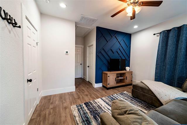 Photo - 1415 N Houston St