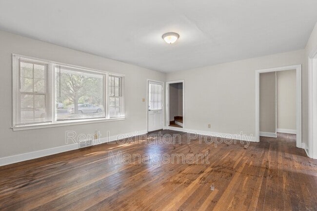 Photo - 312 Boiling Springs Dr