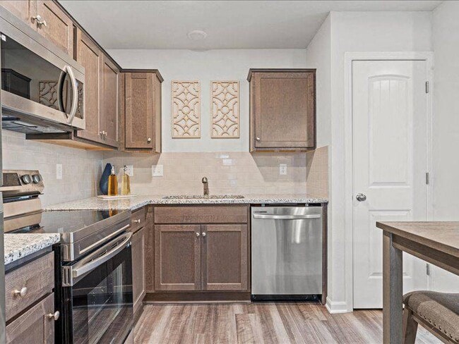 Oak Woods Townhomes