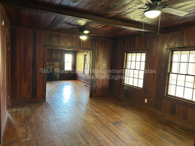 Photo - 1532 Meriwether St