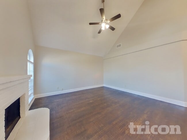 Photo - 1714 Circle Creek Dr