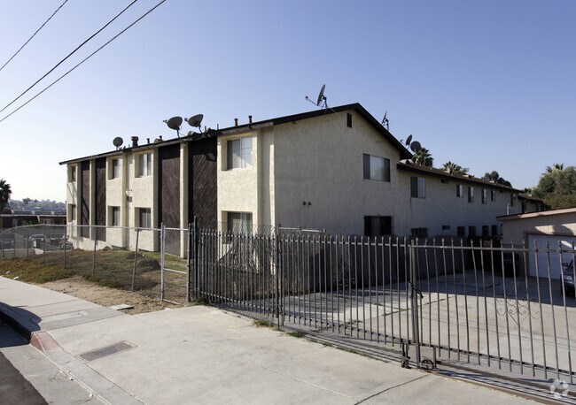 Photo - 344-348 S Willie James Jones Ave