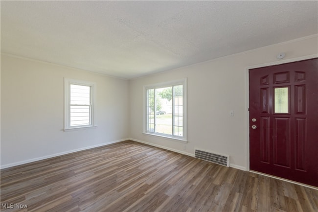 Photo - 21304 Watson Rd