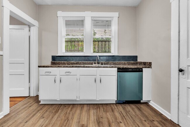 Photo - 342 N Claybrook St