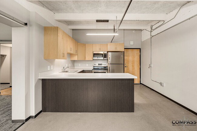 Photo - The Howard Apartments