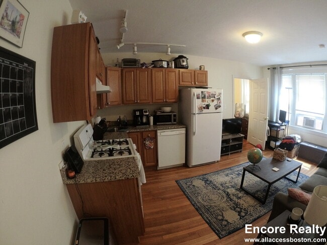 Photo - 1630 Commonwealth Ave