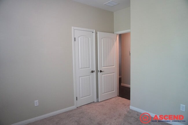 Photo - Stunning Split-Wing Home in Bakersfield's Desirable 93314 — Pool, Upgrades Throughout & Pets Welc...