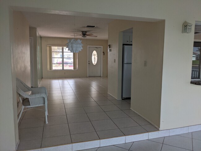 Photo - 4709 NW 47th Ave