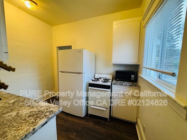 Photo - 373 Richmond Ave Unidad #2