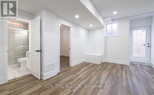 Photo - 1229 Ironbridge Rd