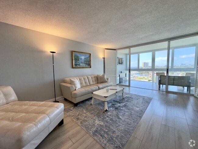 Building Photo - 301 Lake Shore Dr Unit 810 Rental