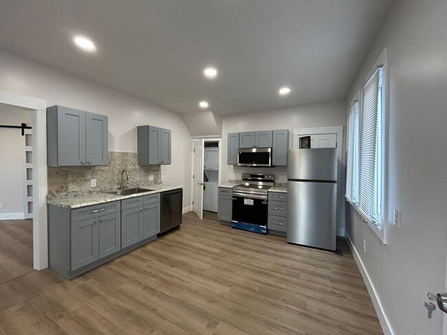 Photo - 4300 Apple Ave Unit 4300 Apple  , Down Rear