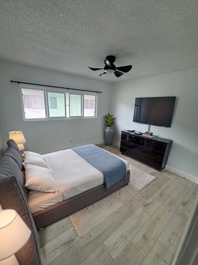 Photo - 1131 N Onondaga Ave Unidad 4