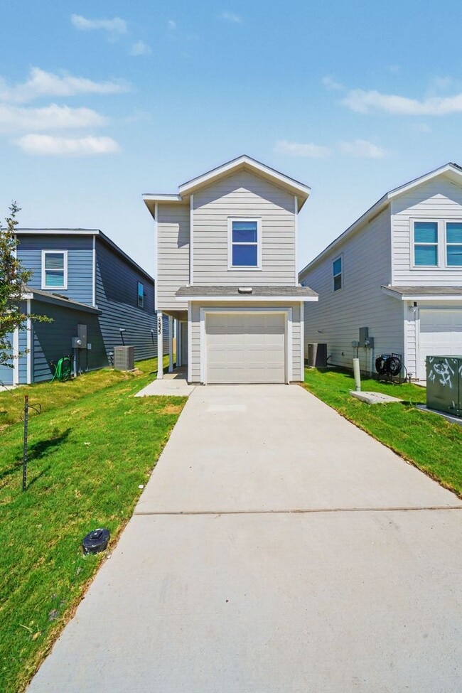 Photo - Gorgeous Open-Concept Home Near Randolph AFB - Realtor Commission: $500