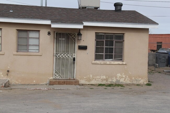 Photo - 8907 Old County Dr Apartment Unit 8