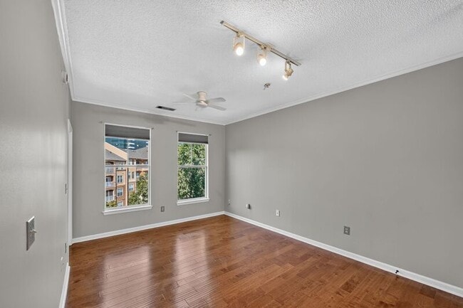 10 Perimeter Summit Blvd Unidad 4422