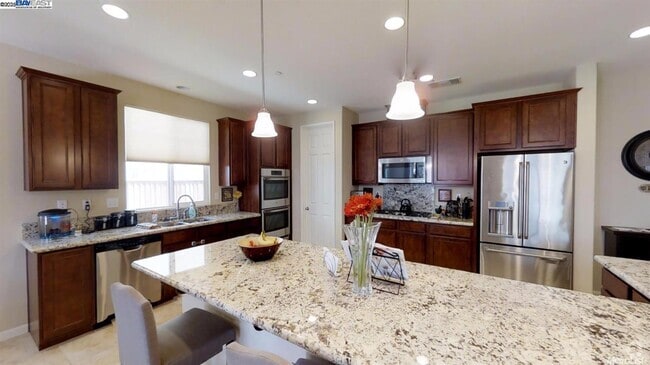 Building Photo - 691 N Oliveto Dr Rental