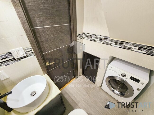 Photo - 12135 Academy Rd Unidad 77