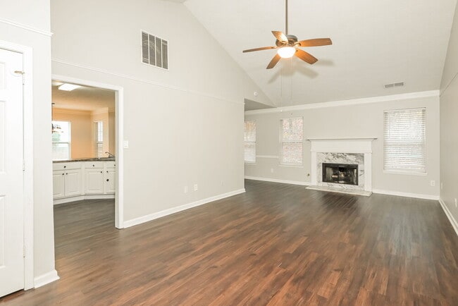 Photo - 1715 Heatherton Rd