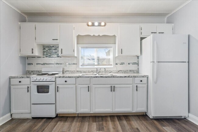 Photo - 222 Woodhaven Rd