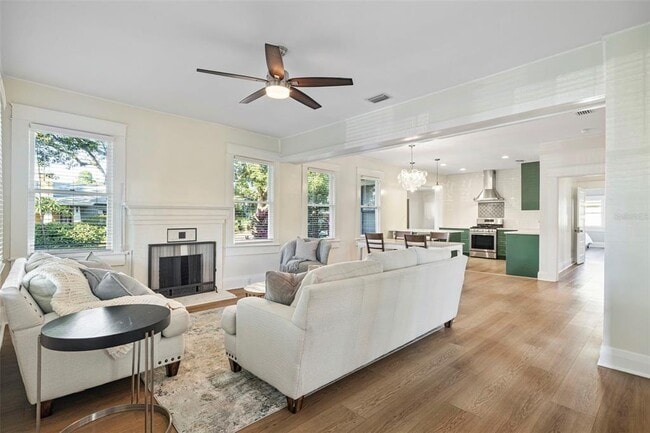 Photo - 5709 N Suwanee Ave