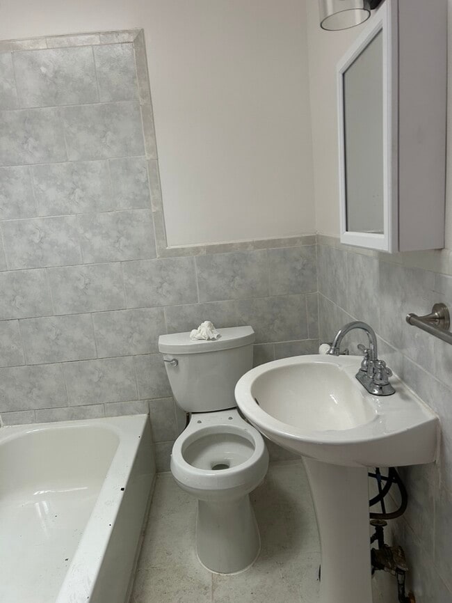 Photo - 398 Decatur St