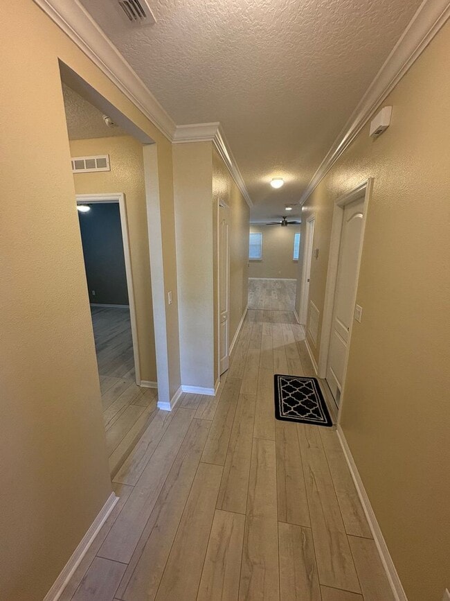 Photo - 2409 Martins Run