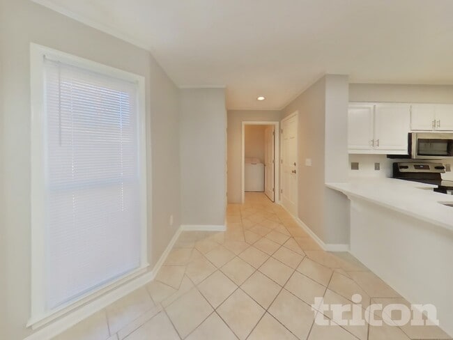 Photo - 100 Hillcrest Point